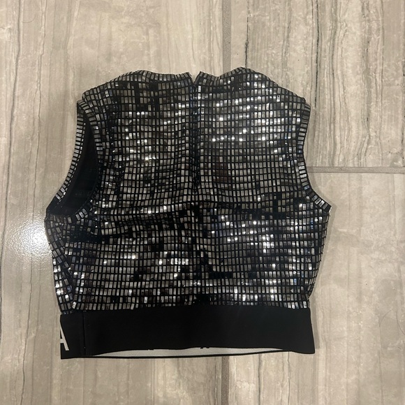 Dolce & Gabbana Crop Top - Picture 2 of 2